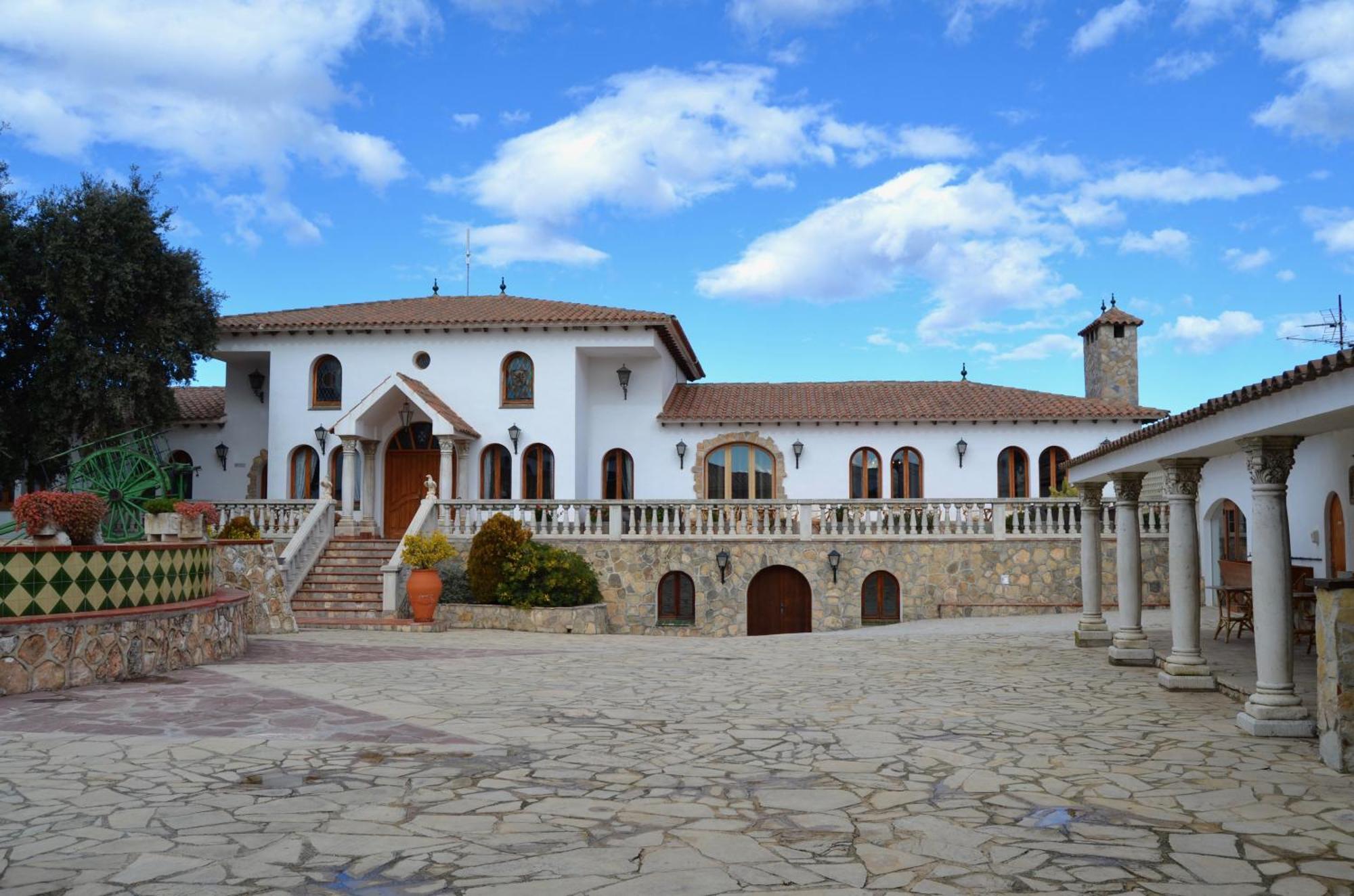 Mas Boronat Resort Salomo Экстерьер фото