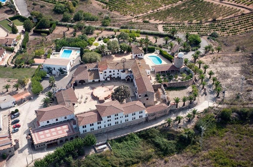 Mas Boronat Resort Salomo Экстерьер фото